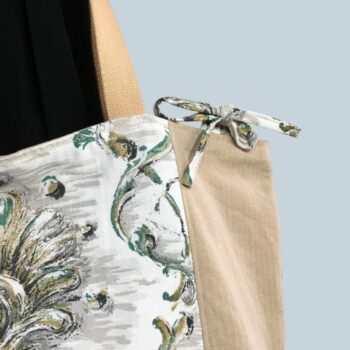 Grand sac de plage beige, cabas en toile vintage. Exemplaire 4, recto, détails, liens d'attache.