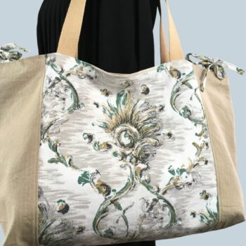 Grand sac de plage beige, cabas en toile vintage. Exemplaire 4, recto face A, détails, liens d'attache.
