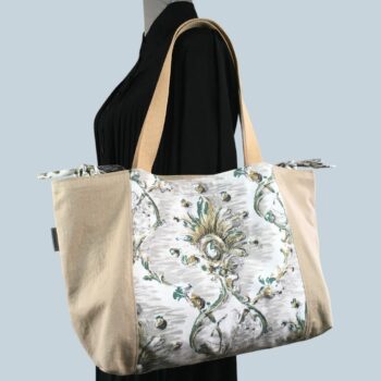 Grand sac de plage beige, cabas en toile vintage. Exemplaire 4, recto face B.