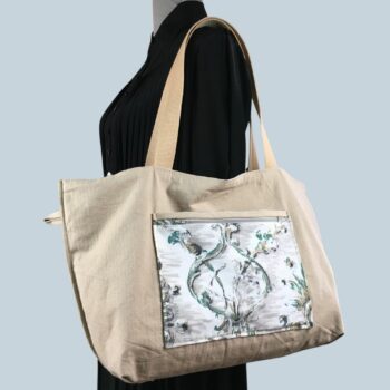 Grand sac de plage beige, cabas en toile vintage. Exemplaire 4, verso, doublure et poche.