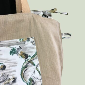 Grand sac de plage beige, cabas en toile vintage. Exemplaire 1, verso, doublure et poche.