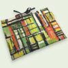 Housse à livres en tissu vintage, étui matelassé pour tablettes, pochette faite main, création originale pièce unique, toile barkcloth années 1960s. Taille S2, exemplaire 1, recto face A.