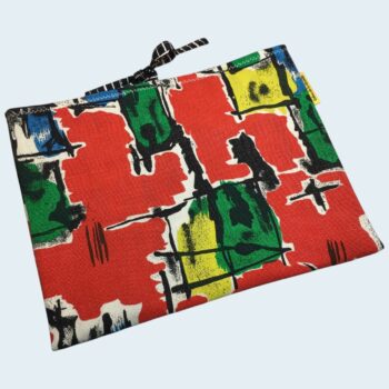 Housse matelassée fifties rouge, pour livres et tablettes, création originale pièce unique, tissu vintage typique des années 1950s revalorisé. Recto face A exemplaire 1.
