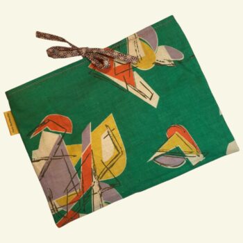 Housse à livres en tissu vintage 1950s, étui matelassé pour tablettes, pochette faite main, création originale pièce unique, toile ancienne revalorisée. Recto face B.