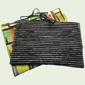 Housse à tablettes en tissu vintage, pochette pour livres, étui matelassé, création originale pièce unique, toile revalorisée années 1960s.