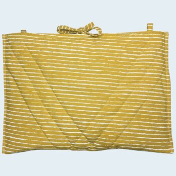 Housse ordinateur 13 pouces, tissu floral vintage jaune moutarde, esprit champêtre, création originale faite main à Paris, étui doublé réversible.