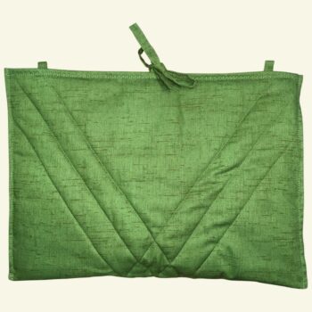 Housse ordinateur 13 pouces en tissu floral vert vintage, motif rétro champêtre, création originale faite main à Paris, étui doublé réversible. Verso, doublure et matelassage.
