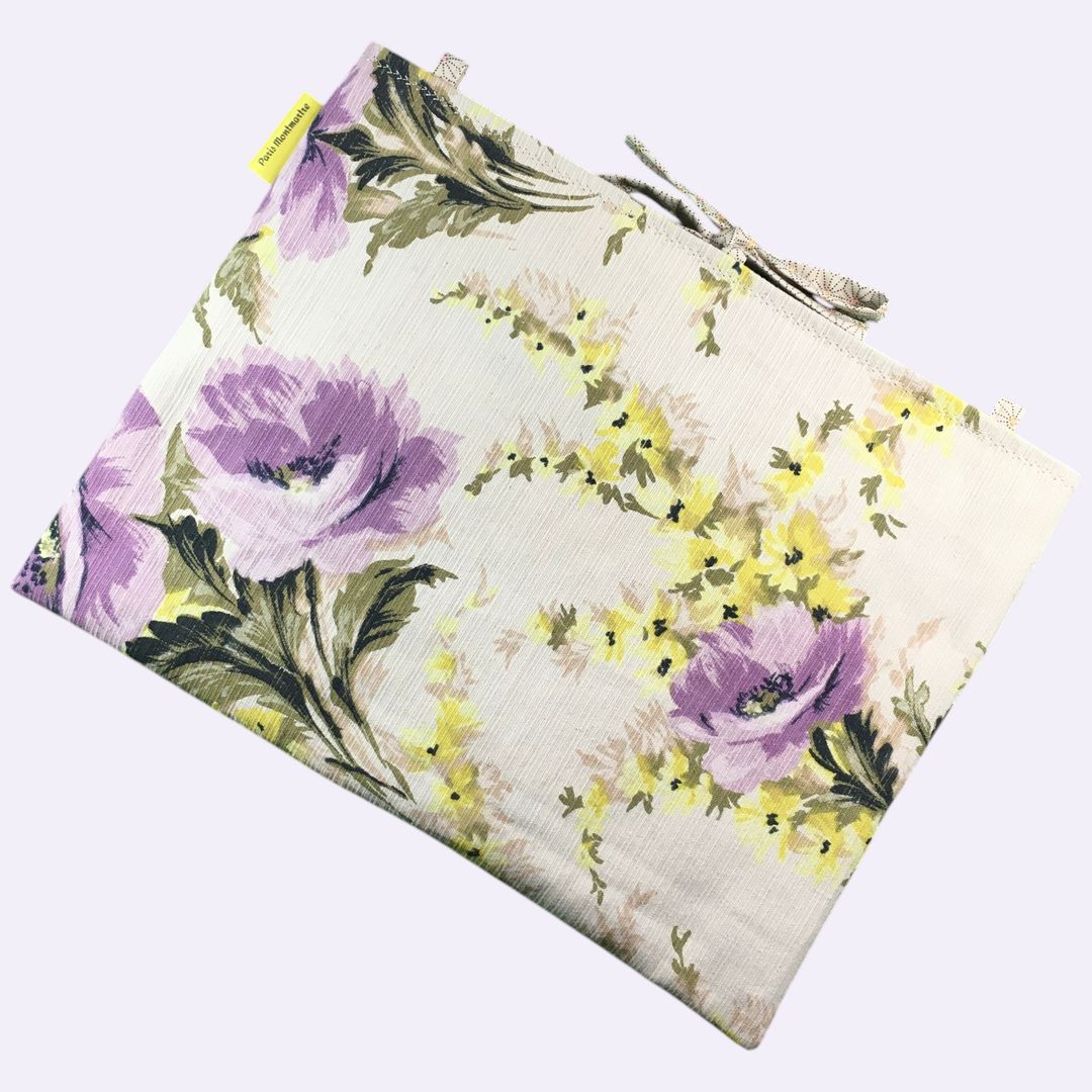 Housse pour ordinateur 13 pouces, fleurie et romantique, en tissu vintage, création originale pièce unique, étui doublé réversible. Exemplaire 3 face B.