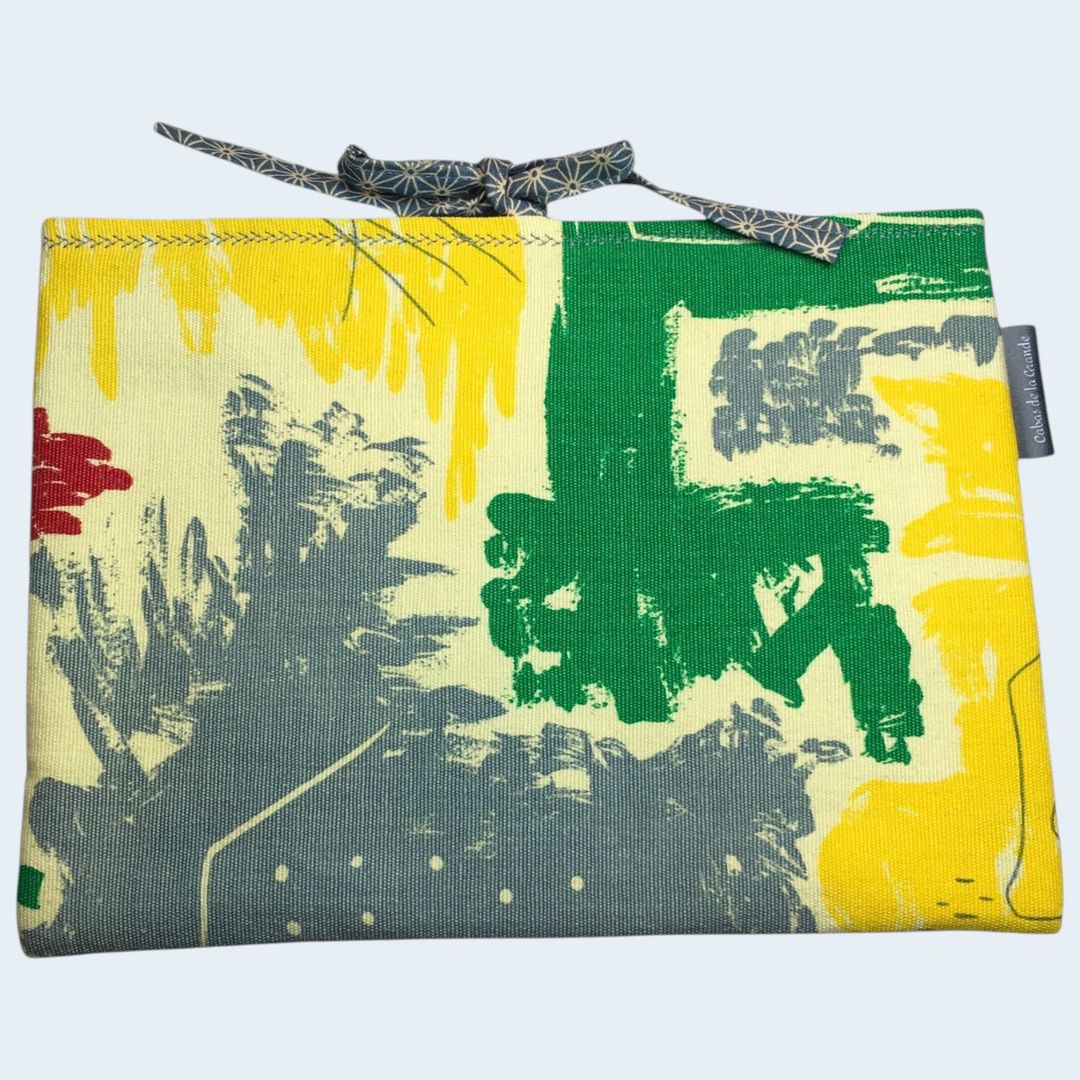 Etui matelassé pour livres et tablettes en tissu vintage, création originale pièce unique, toile revalorisée années 1950s. Taille S1, recto face A.