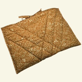 Pochette à livres matelassée en tissu vintage, housse pour tablettes, création originale pièce unique, toile ancienne années 1950s. Verso, doublure et matelassage.