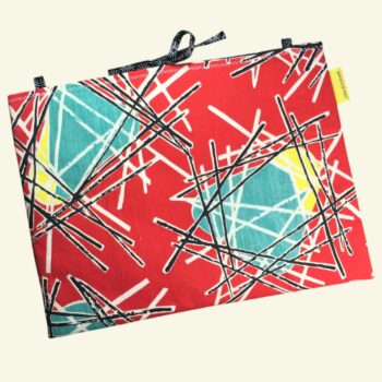Pochette pour ordinateur 13 pouces en tissu vintage rouge de style abstrait, ère atomique années 1950s, création originale faite main à Paris. Exemplaire 5, recto face A.