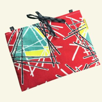 Housse matelassée graphique et moderniste, pochette 10 pouces pour livres et tablettes, création originale, tissu vintage des années 1950s ère atomique. Exemplaire 1, recto face A.