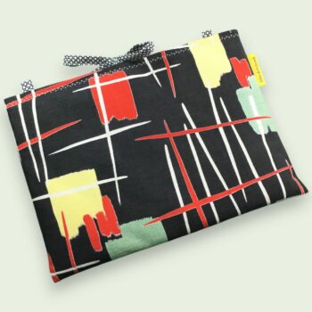 Housse matelassée graphique et moderniste, pochette 10 pouces pour livres et tablettes, création originale, tissu vintage des années 1950s revalorisé.