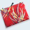 Pochette pour ordinateur 13 pouces en tissu vintage rouge de style Tiki hawaïen, Mid-Century années 1950s, création originale faite main à Paris.