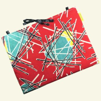 Pochette pour ordinateur 13 pouces en tissu vintage rouge de style abstrait, ère atomique années 1950s, création originale faite main à Paris. Exemplaire 2, recto face A.