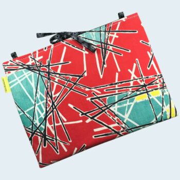 Pochette pour ordinateur 13 pouces en tissu vintage rouge de style abstrait, ère atomique années 1950s, création originale faite main à Paris. Exemplaire 3, recto face B.