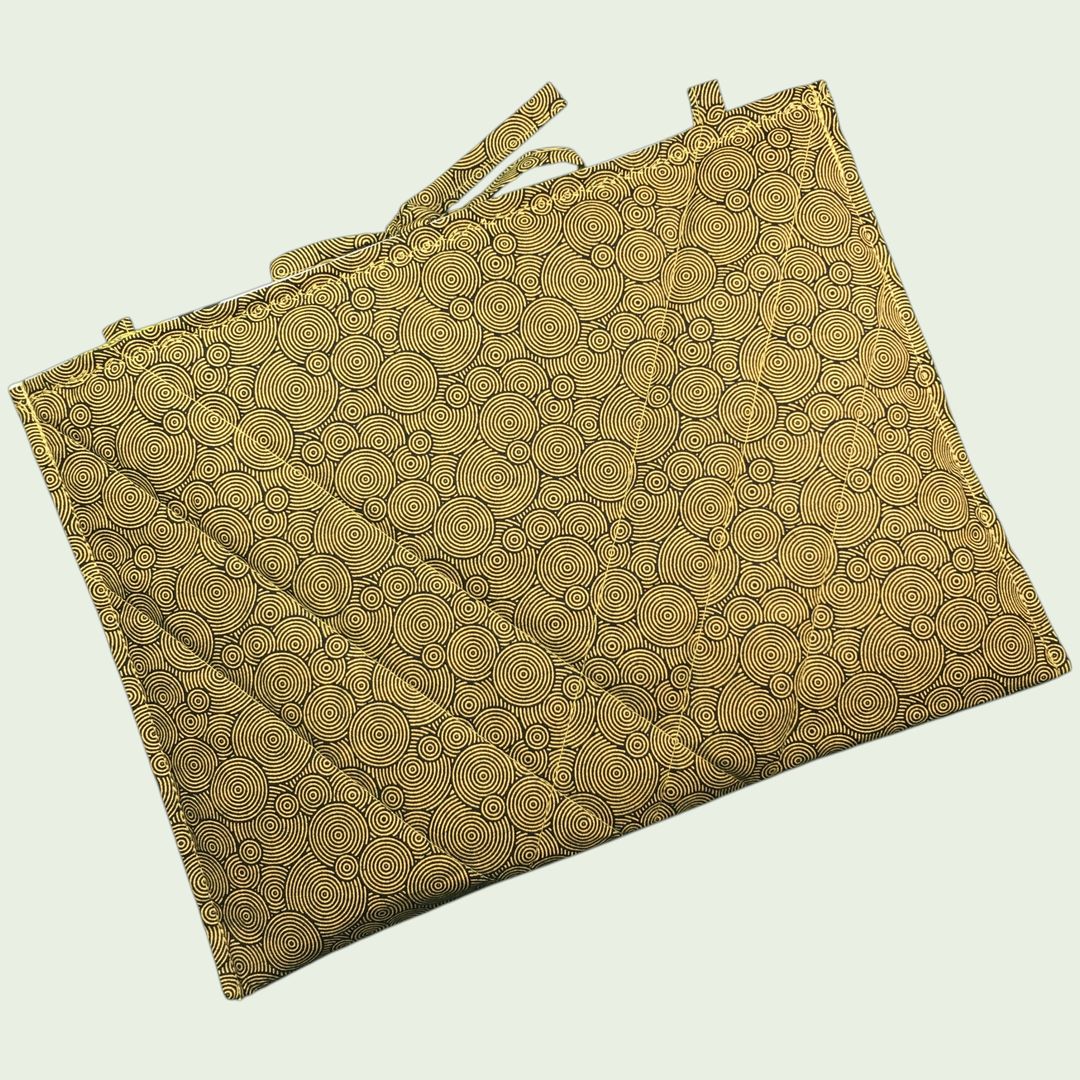 Housse à tablettes fleurie champêtre, étui matelassé pour livres, fait main, création originale pièce unique, tissu vintage Marignan années 1960s. Verso, doublure et matelassage.